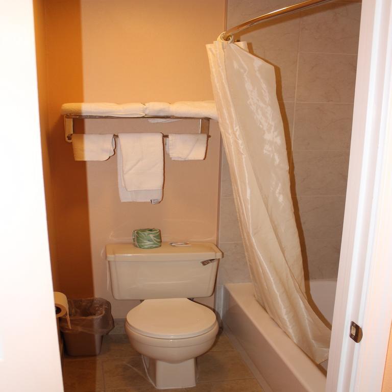 Budget Inn Lynchburg And Bedford Goode Oda fotoğraf