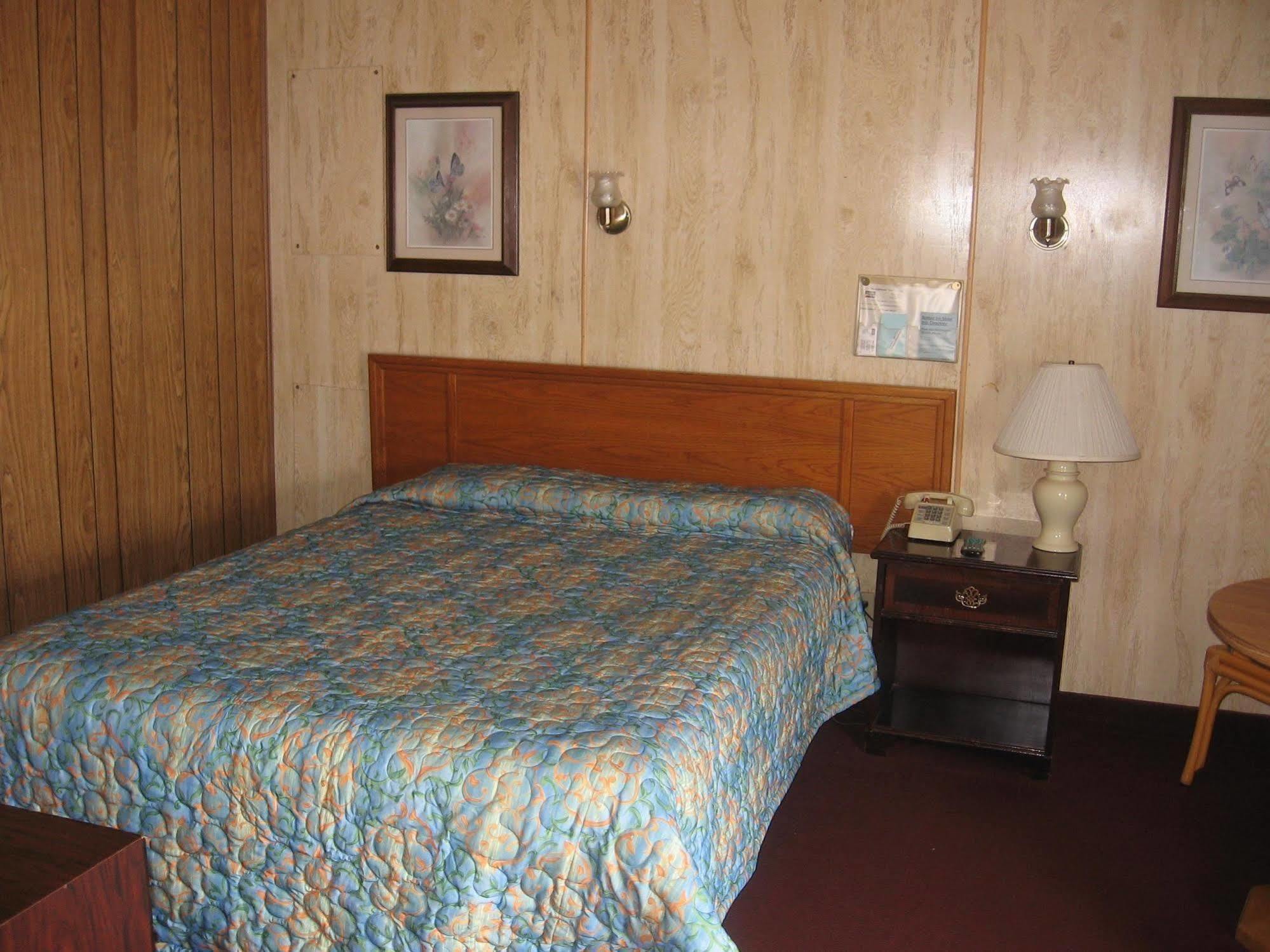 Budget Inn Lynchburg And Bedford Goode Oda fotoğraf